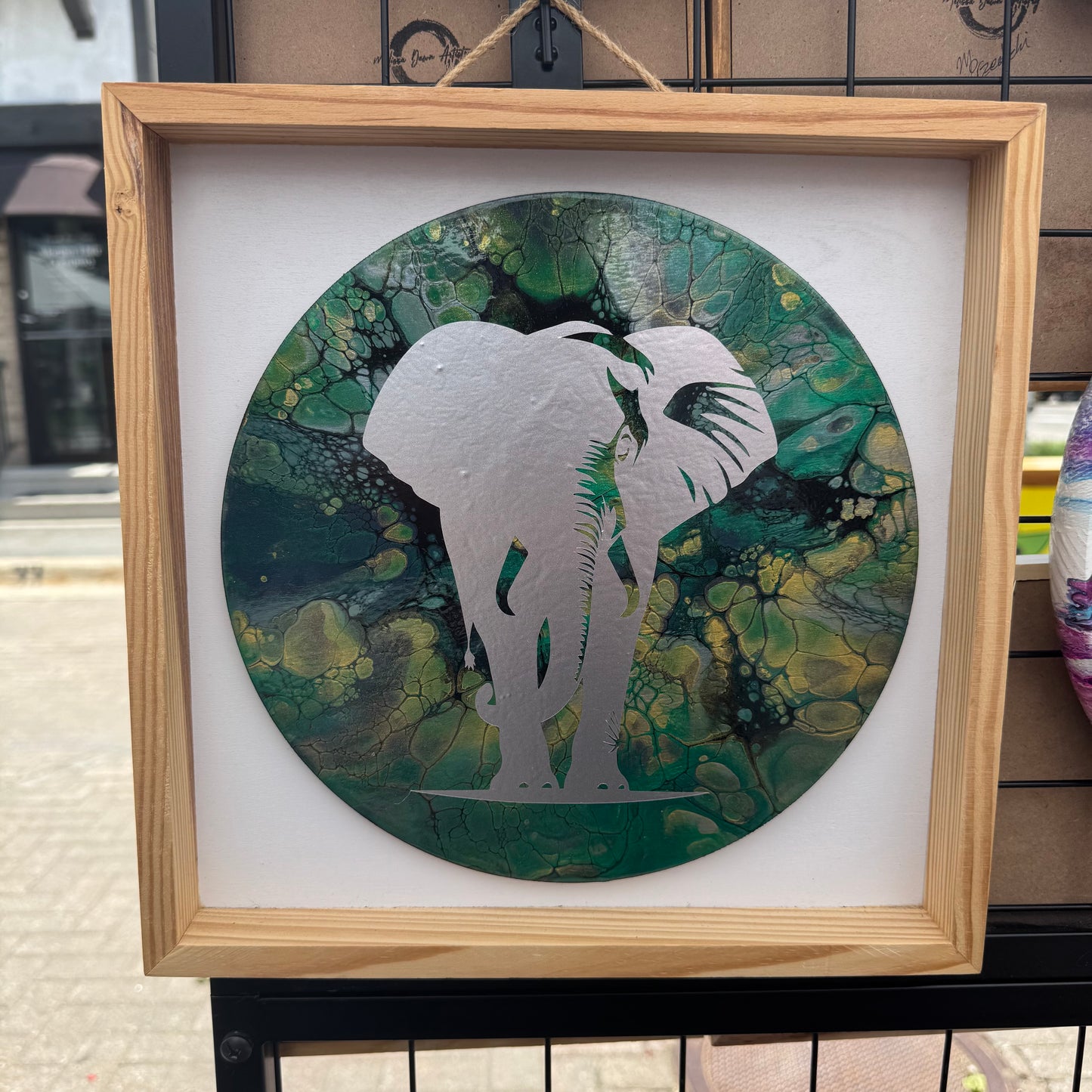 10" Round Framed Art - Kinsley (Elephant)