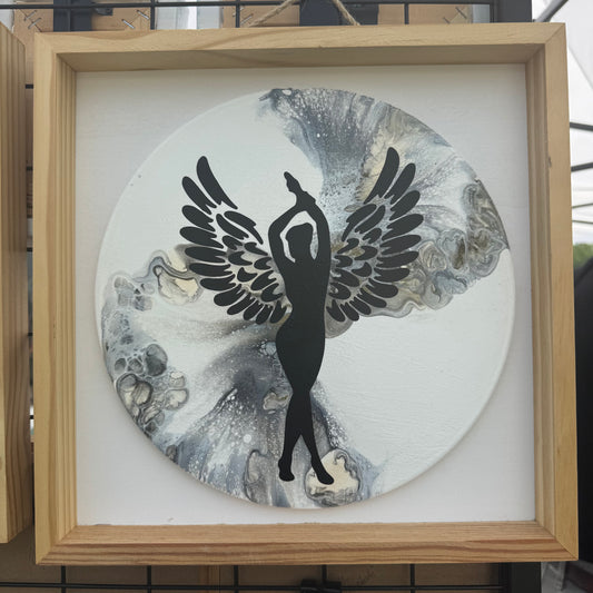 10" Round Slate Twist Framed Art (Angel)