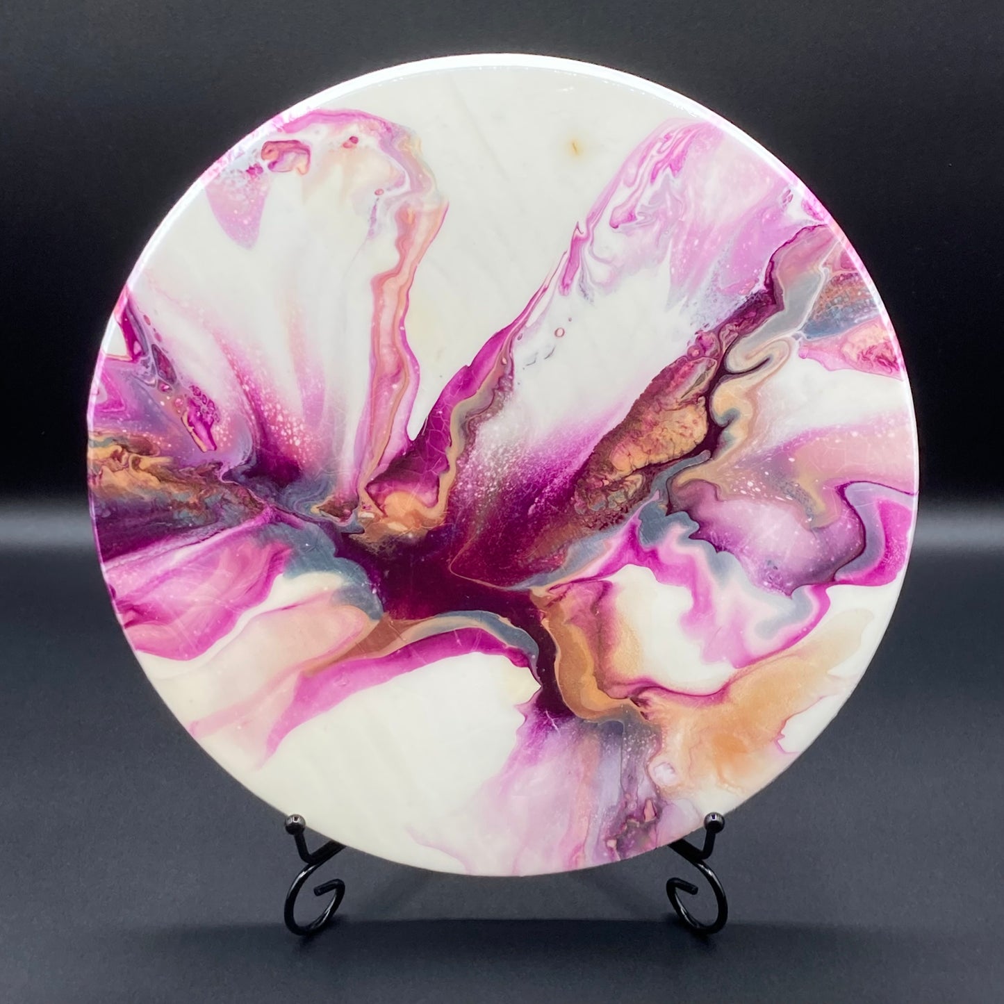 12" Round Rose Petals Easel Art