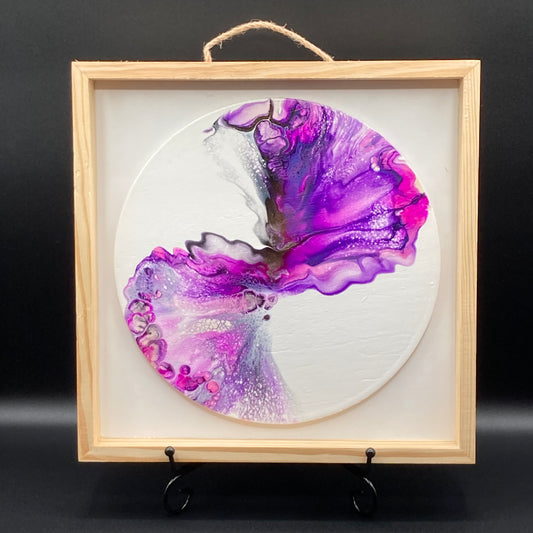 10" Round Vivid Twist Framed Art